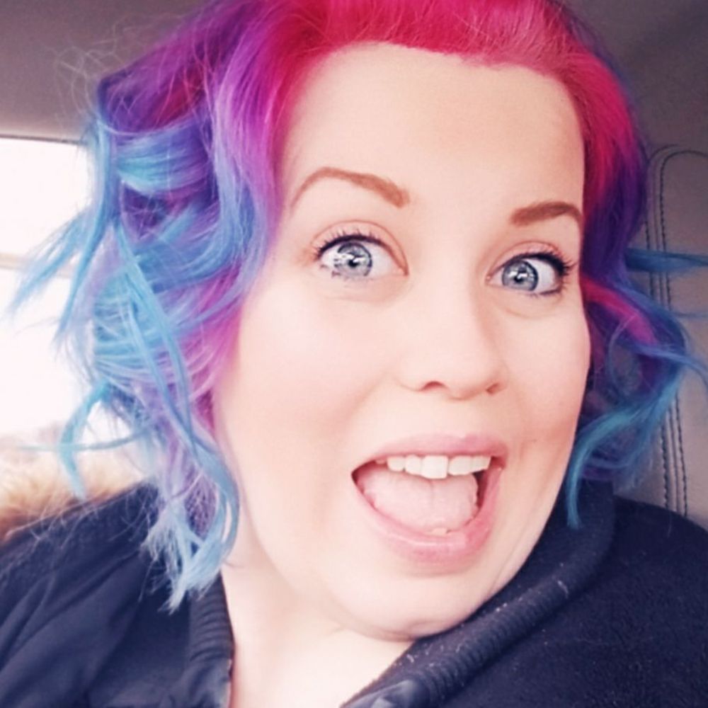 Meet your Posher, Ashley